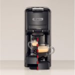 Macchina da caffè espresso a cassetto per capsule Nespresso*, Dolcegusto* e Lavazza A Modo mio*, cialde e polvere
