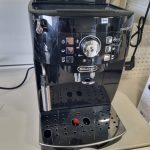 Macchina da caffè DeLonghi Magnifica S automatica con macinacaffè integrato Usata 514