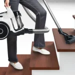 Bosch Aspirapolvere senza Sacco a Traino Ciclonico Potenza 700 Watt - BGS05A222 Serie 2