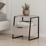 Comodino Pal con struttura cashmere e gambe in metallo nero