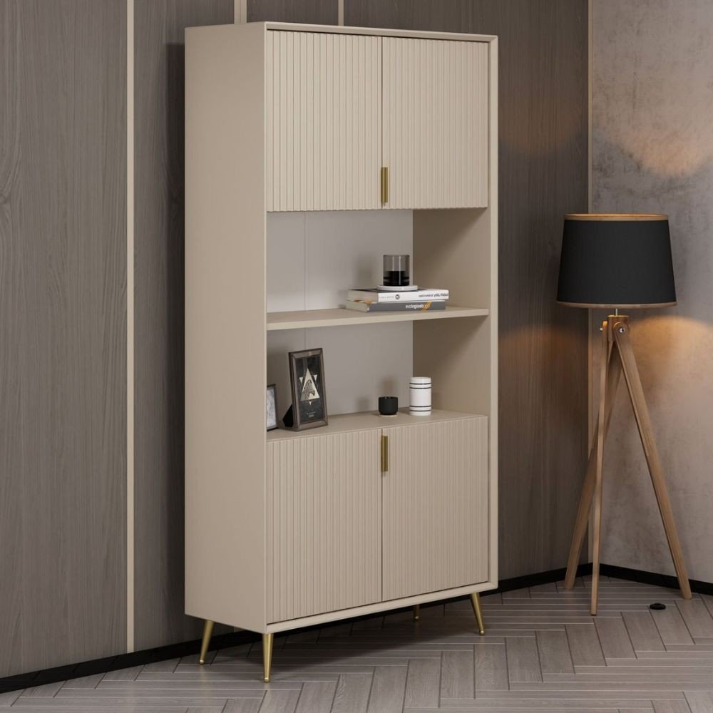 Credenza alta Kale con 4 ante effetto cannettato e 2 nicchie a giorno colore cashmere
