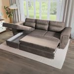 Divano angolare Kendall II con letto estraibile e penisola contenitore reversibile in tessuto Giulia 9703 cappuccino