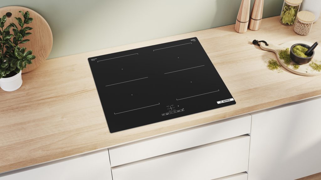 Bosch Serie 4 PVQ611BB6E Piano cottura a induzione 60 cm CombInduction Nero