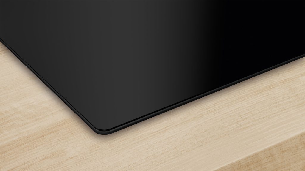 Bosch Serie 4 PVQ611BB6E Piano cottura a induzione 60 cm CombInduction Nero