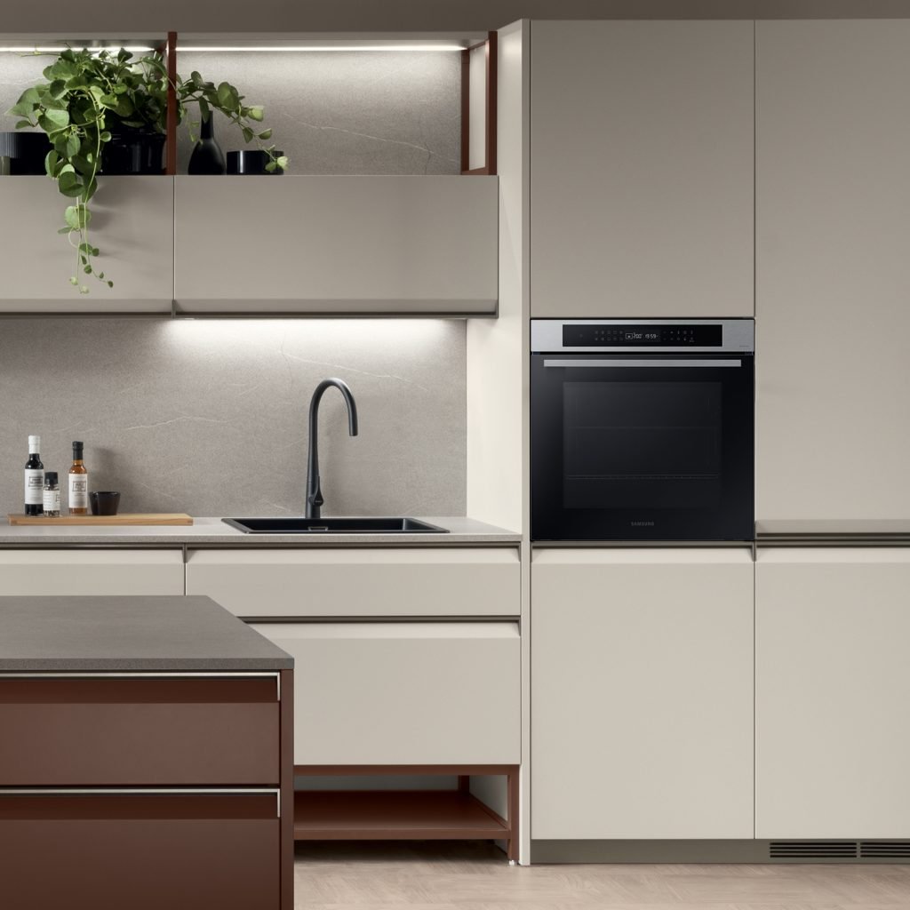 Samsung NV7B4040VBS Forno ad incasso Multifunzione Serie 4 76 L A+ Inox