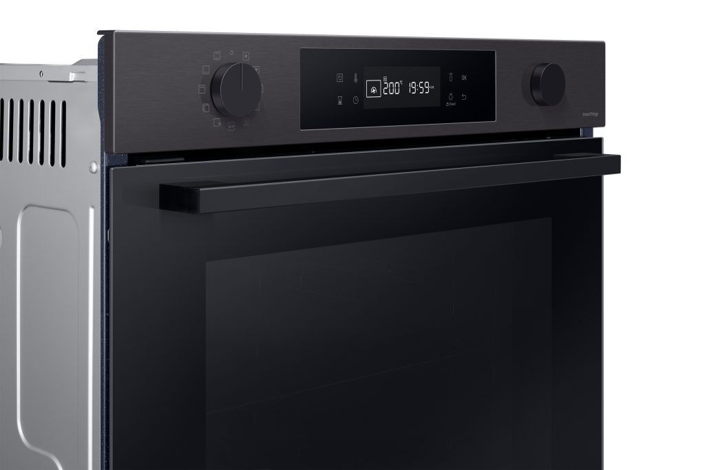 Samsung Forno Multifunzione Serie 4 76L NV7B4140VBB