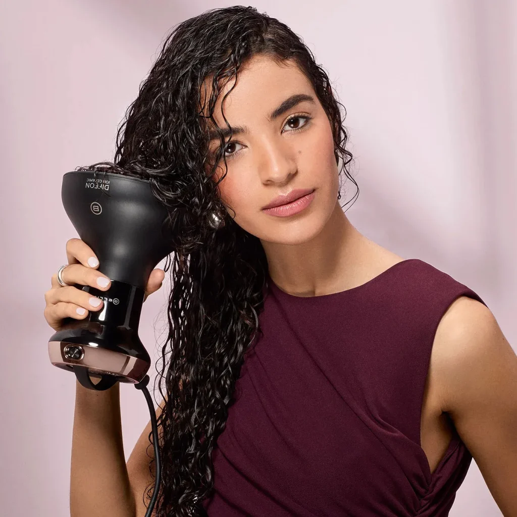 Imetec Asciugacapelli Diffusore Potenza 700 Watt 2 Temperature Funzione Ionica con Curls Booster per Capelli Ricci colore Nero - Diffon Ion Ceramic
