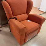 Poltrona elettrica nuova in tessuto Nuova da esposizione 2330/U
