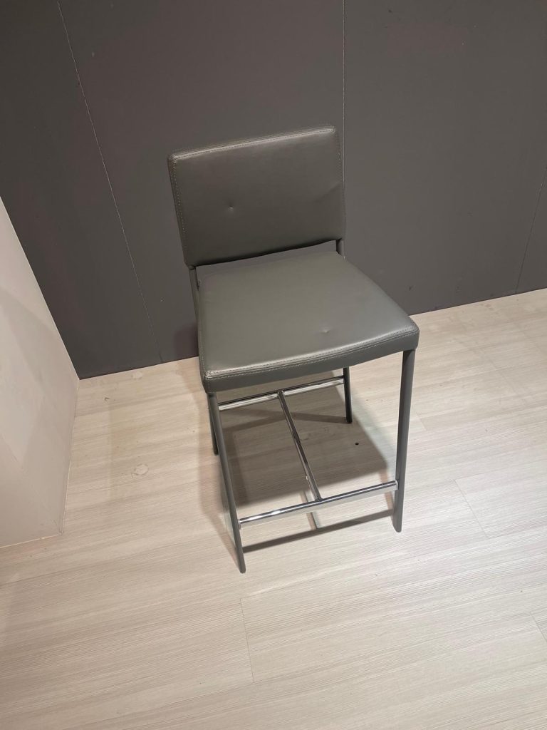 Sgabello zara grafite Nuovo da esposizione 2361/U