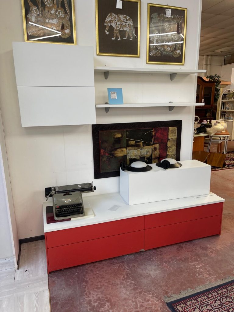 Mobile soggiorno in legno di qualità Nuovo da esposizione 2346/U