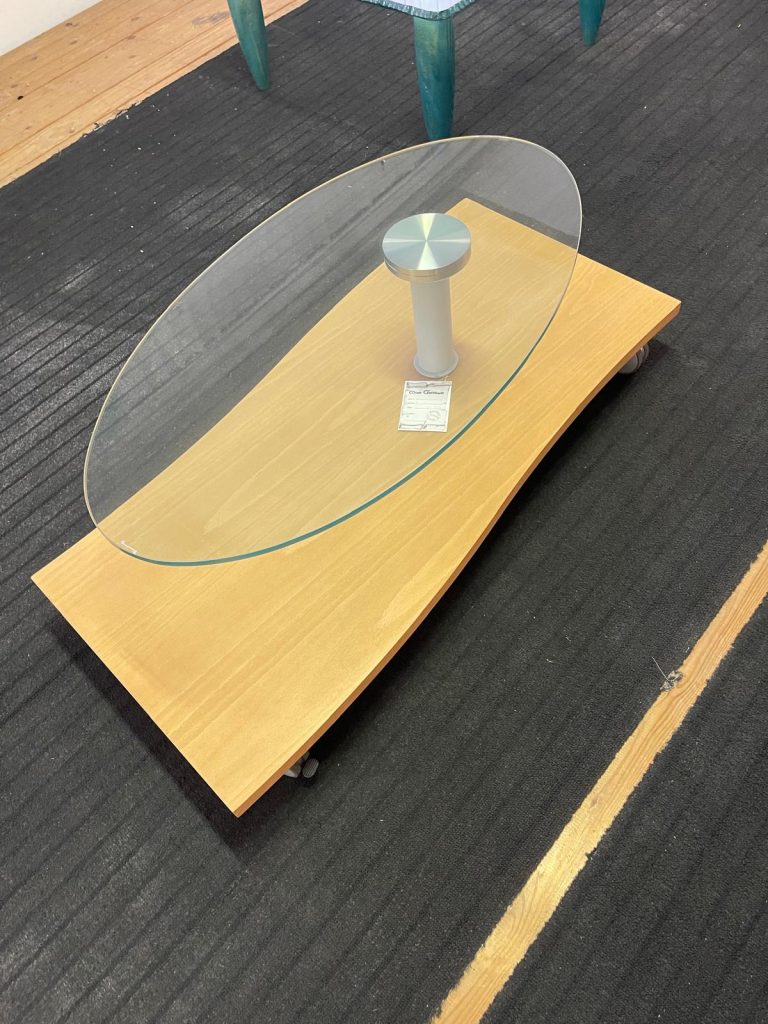 Tavolino in vetro Nuovo da esposizione 2336/U