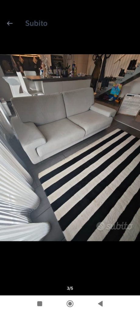Divano fisso 3 posti Usato 122