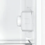 Indesit Frigorifero da Incasso Doppia Porta Capacità 205 Litri Classe energetica E Raffreddamento Statico - IND 2040 E