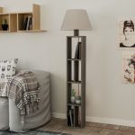 Lampada da terra Giorno in legno con libreria dark coffee e paralume beige