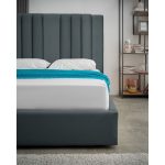 Letto matrimoniale Wilma imbottito con contenitore in tessuto Vogue 12 blu pacific