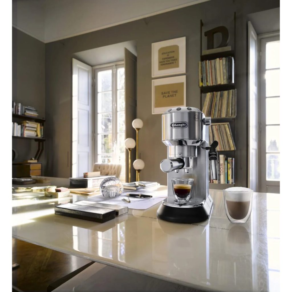 Macchina Caffé DE LONGHI Dedica Style Cialde e Caffé Macinato - EC 685.M