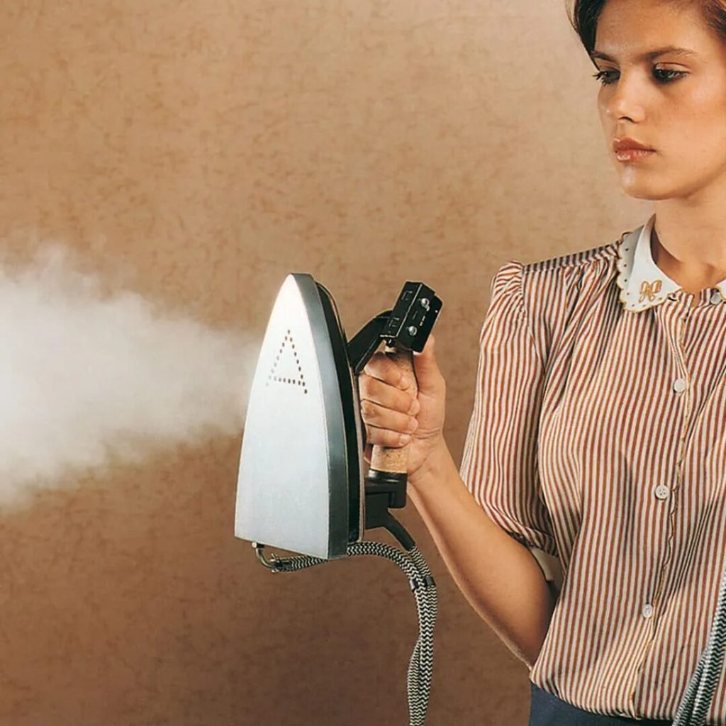 Ferro da Stiro POLTI con Caldaia a Vapore 1750 Watt - 2HP