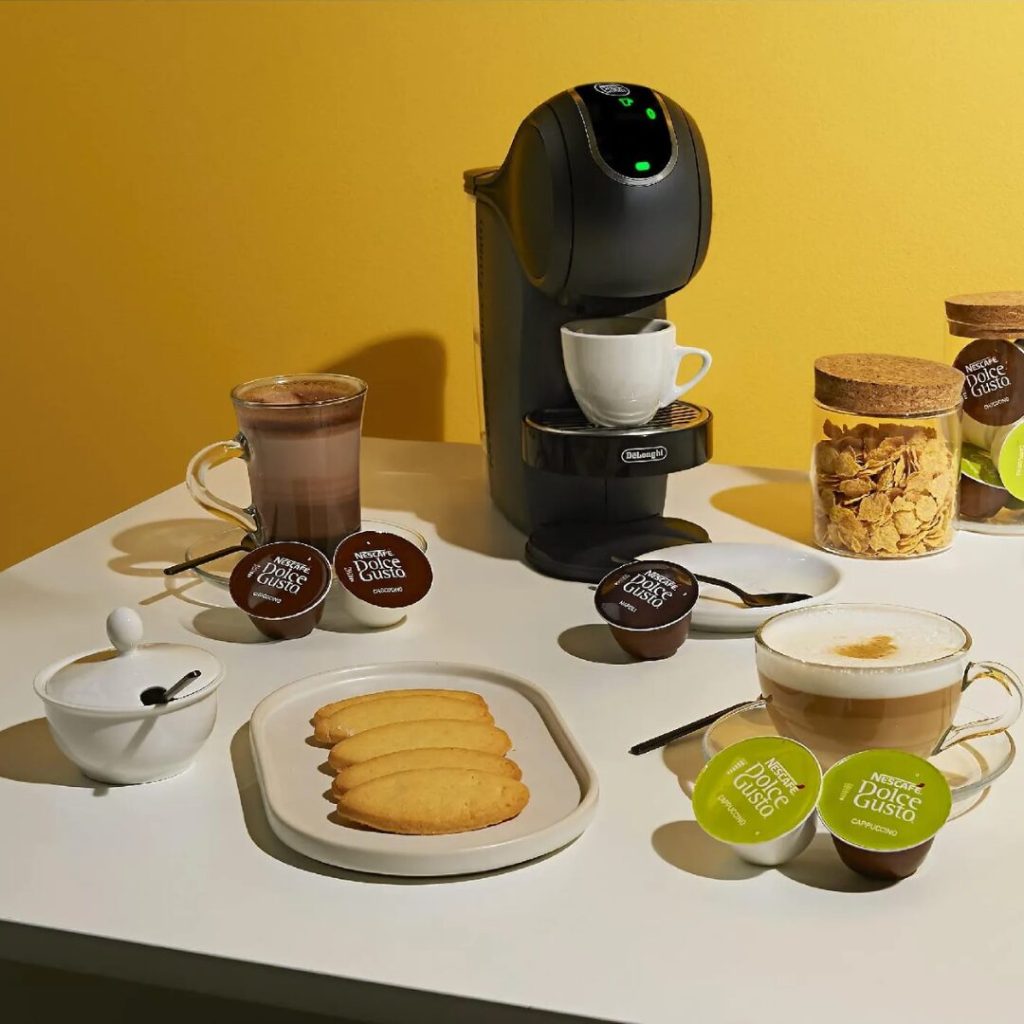 Macchina Caffè De Longhi Nescafé Dolce Gusto Capsule 1600 watt colore Nero - EDG426.GY