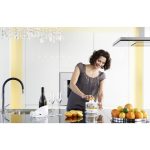 Braun CJ3000 Spremiagrumi, rotazione a destra e sinistra, avvio e arresto automatici, base antiscivolo, vano portacavo, capacità caraffa 350ml con misuratore graduato, pratico beccuccio, 20w, Bianco