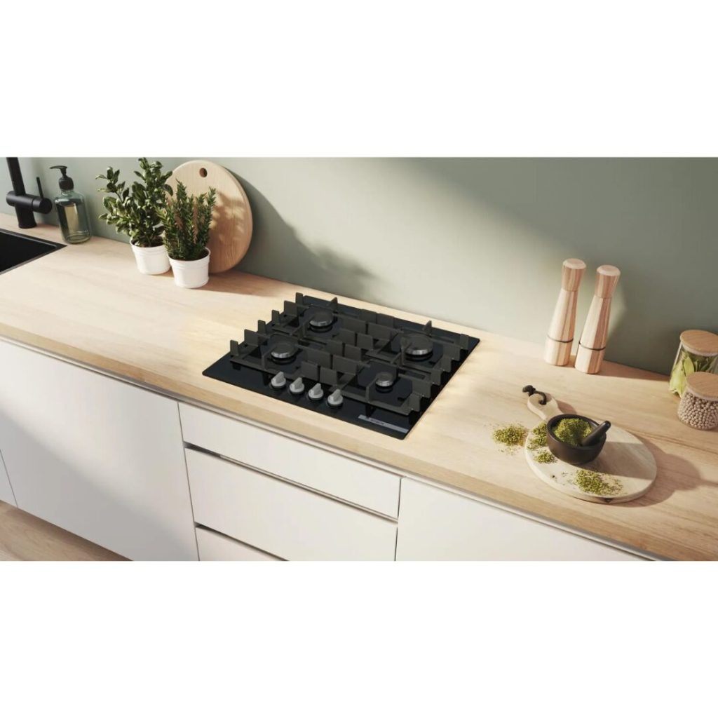 Bosch Piano Cottura 4 Fuochi a Gas Larghezza 60 cm in Vetro Temperato colore Nero - PNP6B6K40 Serie 4