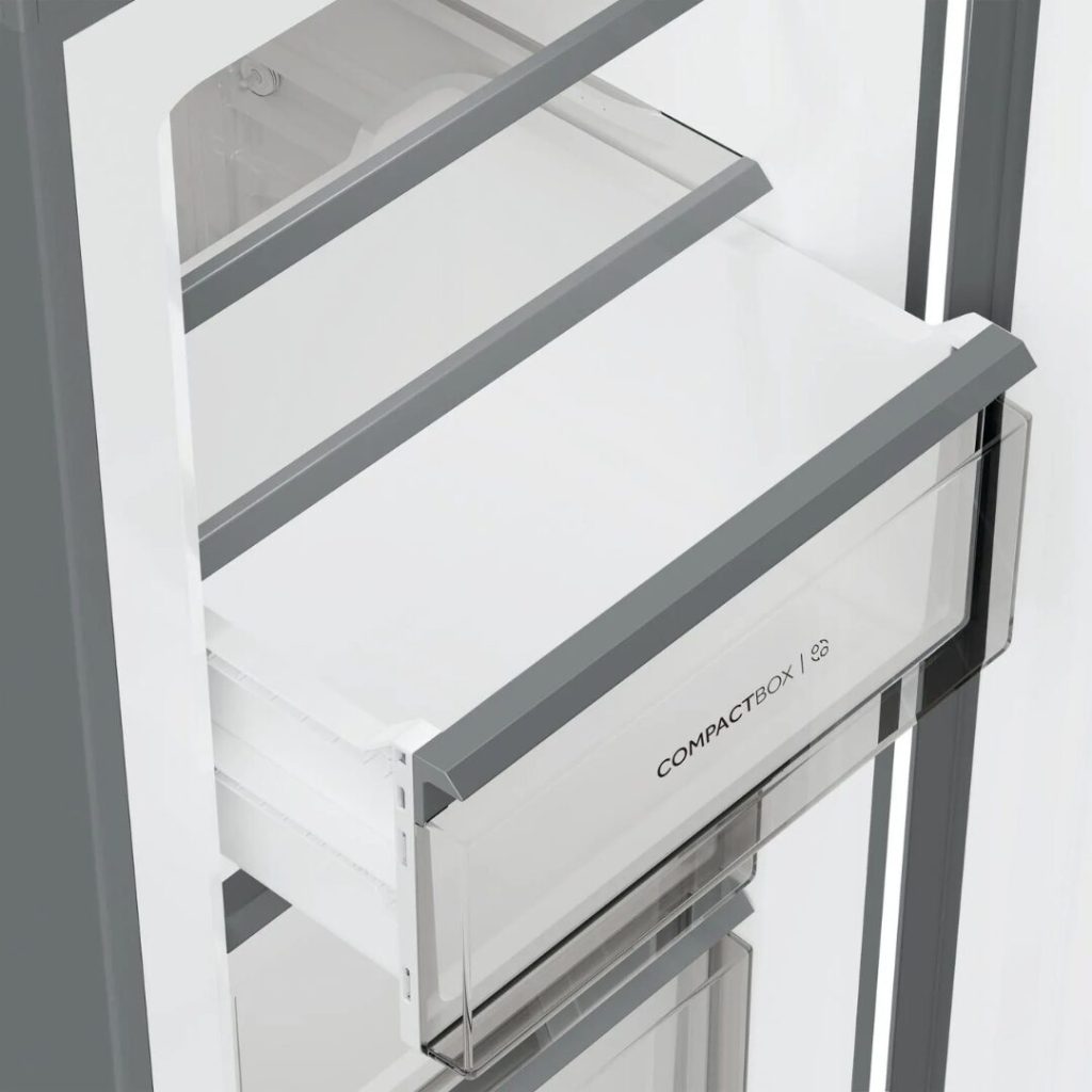 Haier Congelatore a Cassetti Verticale Capacità 226 Litri No Frost colore Inox - H4F226SEH1