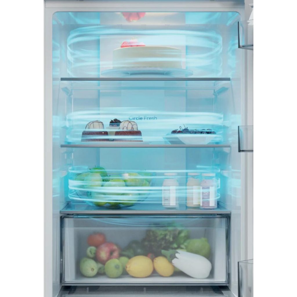 Candy Frigorifero da Incasso Combinato Capacità 251 Litri No Frost colore Bianco - CNBQT3518E