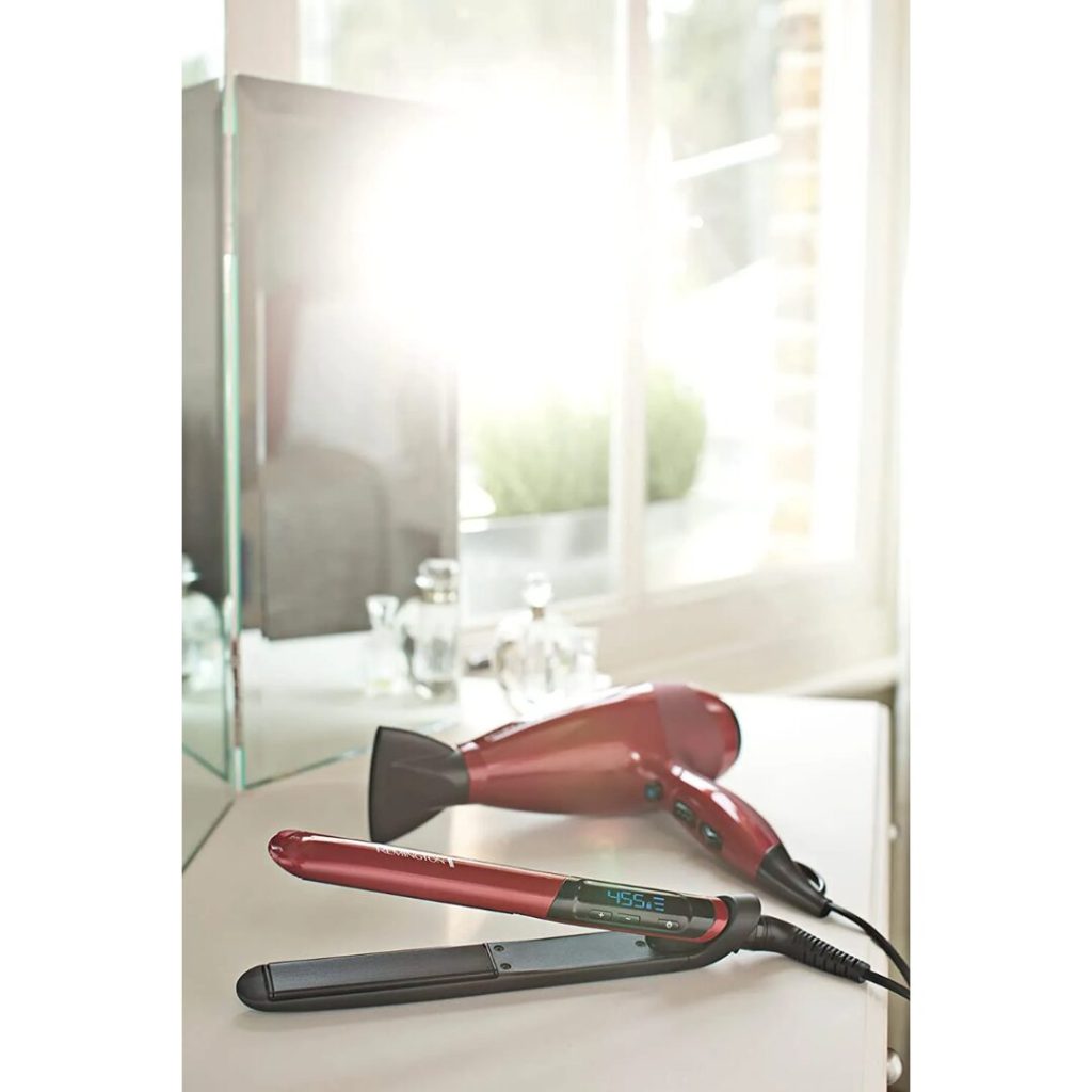 Piastra per Capelli REMINGTON in Ceramica Temperatura Massima 235,5° | S9600