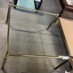 Tavolino da salotto in vetro e ottone usato 152/U