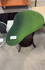 Tavolino in vetro verde Nuovo da esposizione 356/U