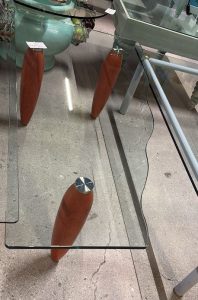 Tavolino basso con gambe in ciliegio Nuovo da esposizione 360/U