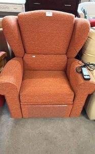 Poltrona elettrica nuova in tessuto Nuova da esposizione 2330/U