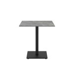 Set 2 tavoli Elora 70x70 con piano in ceramica effetto marmo grigio e gambe nere