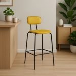 Sgabello Glami in pvc effetto cuoio giallo con struttura in metallo nera