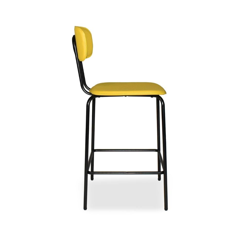 Sgabello Glami in pvc effetto cuoio giallo con struttura in metallo nera