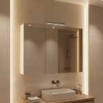 Specchiera contenitore Favignana con struttura bianca e ante a specchio