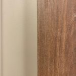 Vetrina Open con anta noce mercure e cashmere