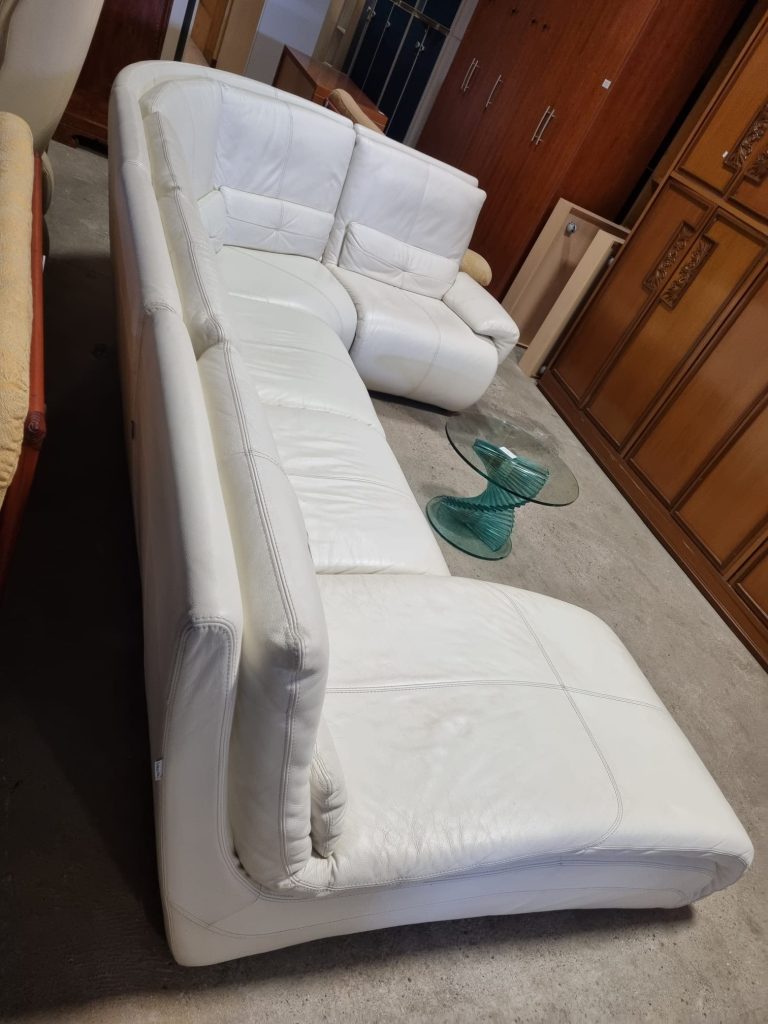 Divano In Pelle Primo Fiore Usato 480