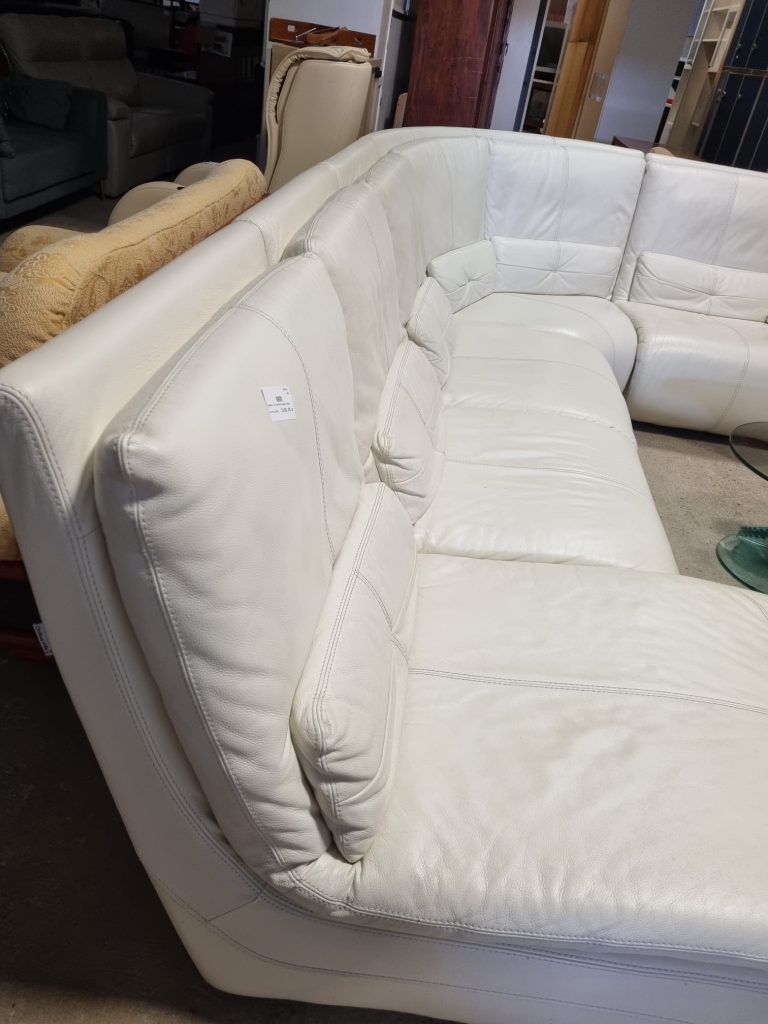 Divano In Pelle Primo Fiore Usato 480