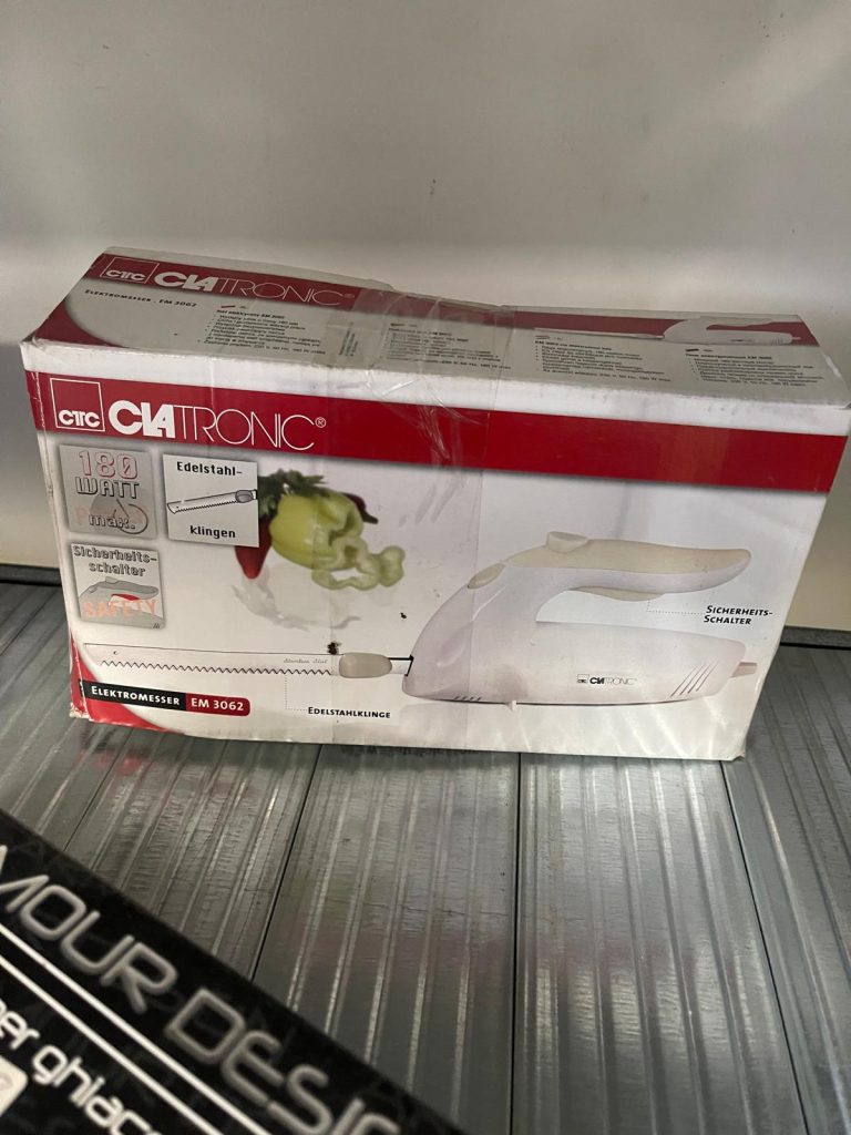 Coltello Elettrico Clatronic  NUOVO DA ESPOSIZIONE 393/U