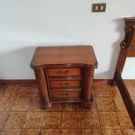 Camera da letto usata completa di letto , armadio , comò e comodini 3141/U