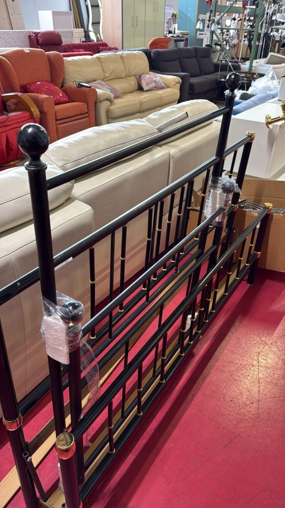 Sedia girevole Nuova da esposizione 2351/U