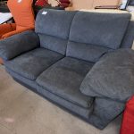 Divano 2 posti in tessuto alcantara Nuovo da esposizione 2396/U