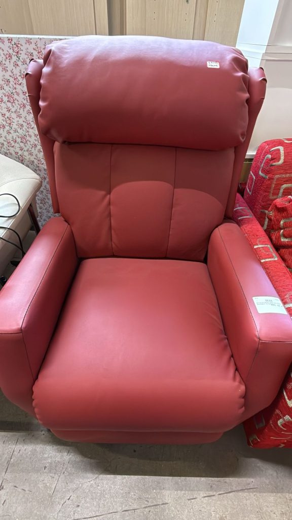 Poltrona Relax Sofà Con Vibro Massaggio In Ecopel2 Nuovo da esposizione 2342/U