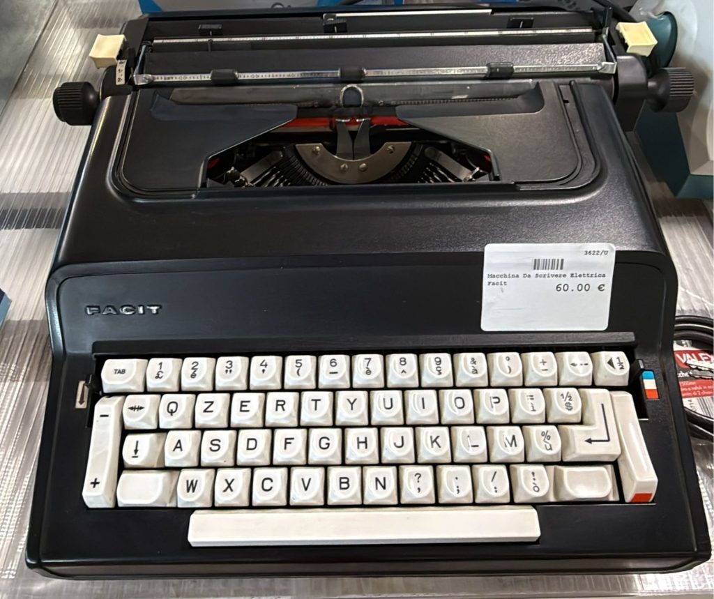 Macchina da scrivere Usato 3622/U