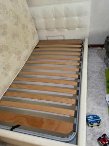 Letto Una Piazza E Mezza Con Cassettone usato 665