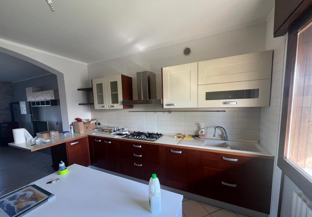 Cucina Completa Di Elettrodomestici Usata 661