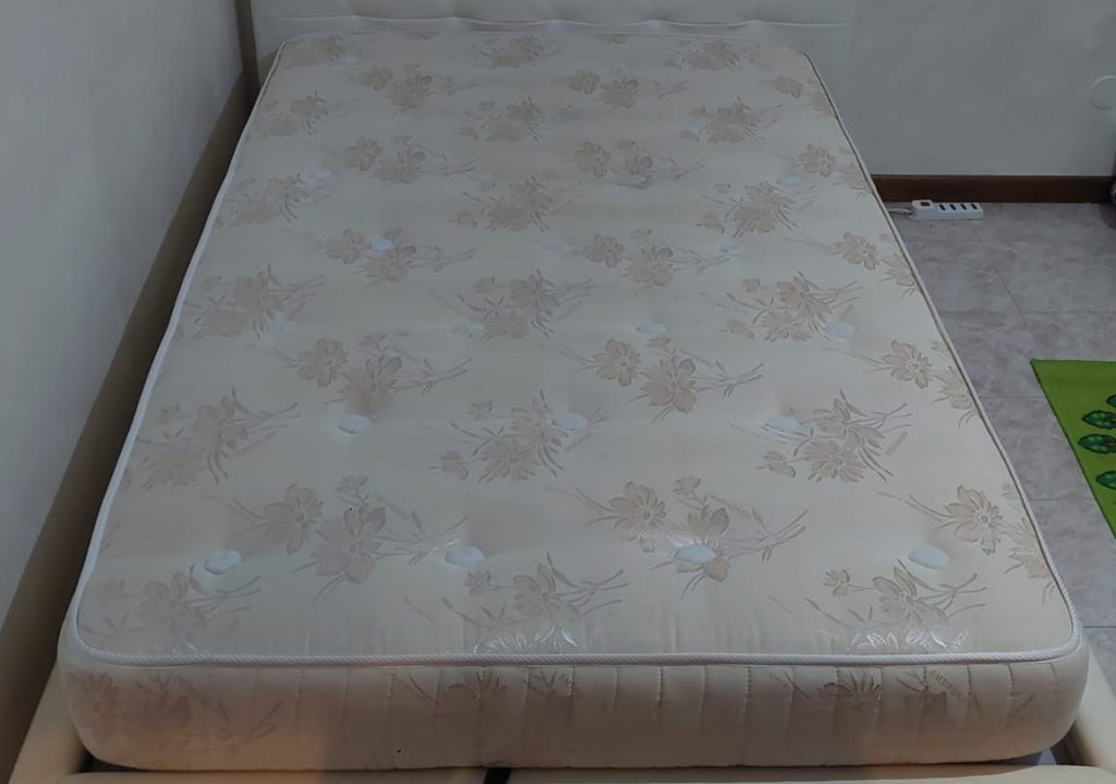 Materasso Una Piazza E Mezza  Usato 666