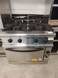Cucina Professionale A Gas 4 Fuochi USATA 3061/U