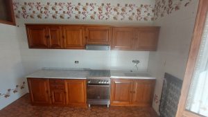 Mobile cucina completa di: piano cottura, forno e cappa 3232/u USATO (escluso lavello e piano di lavoro)