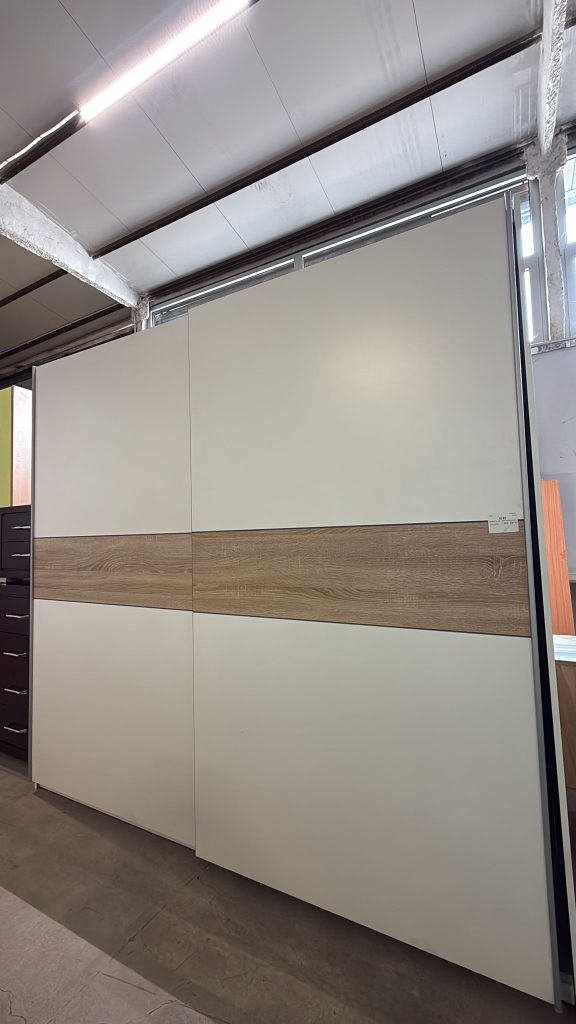 Armadio A Due Ante Scorrevole Usato 3343